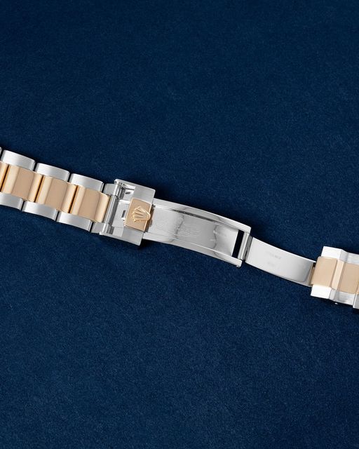 Rolex Submariner 116613 LN Image 4